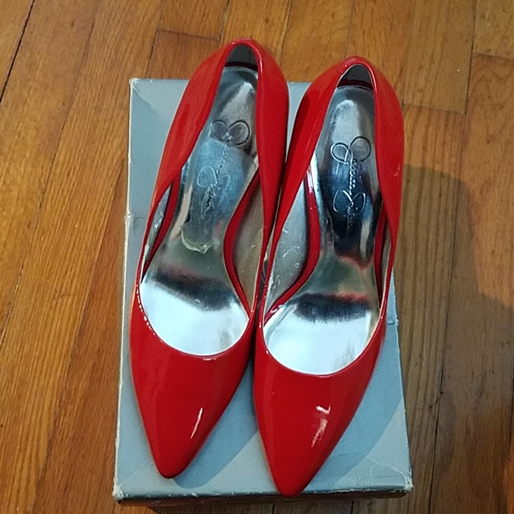 Jessica Simpson red pumps